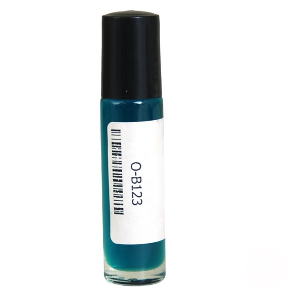 Blue Nile Unisex 1/3 Oz Roll-On Fragrance Oil - Picture 1 of 2